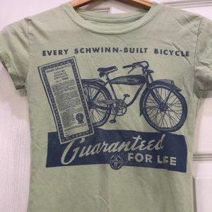 SCHWINN womens XS Bike tshirt